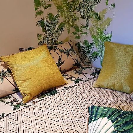 Reve De Coco, Le Port A Pied Apartment Sanary-sur-Mer Luaran gambar