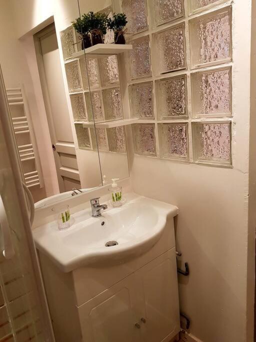 Reve De Coco, Le Port A Pied Apartment Sanary-sur-Mer Luaran gambar