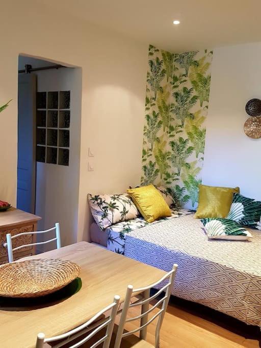 Reve De Coco, Le Port A Pied Apartment Sanary-sur-Mer Luaran gambar